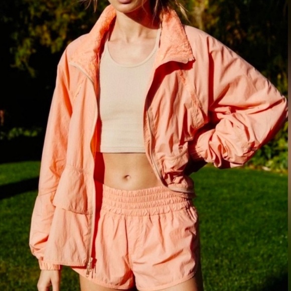 Free People Movement Unlined Windbreaker Size XS - Peach - Picture 2 of 5